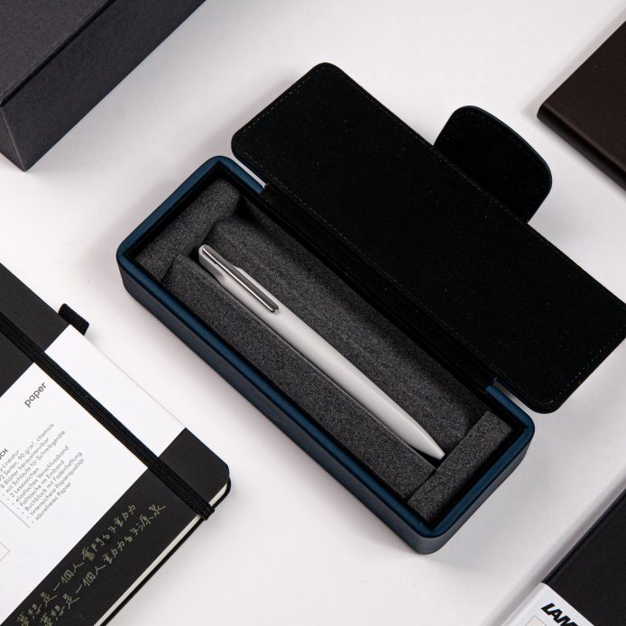 LAMY xevo 系列 獨家限量 原子筆 皮革筆盒 - 多彩 (特別版-湛藍皮革筆盒)