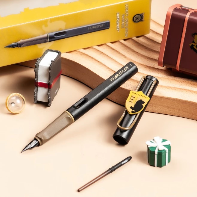 LAMY 鋼筆 / SAFARI 限量 Harry Potter 赫夫帕夫 黃色